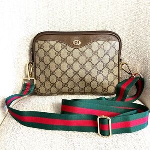 Gucci authentic crossbody bag brown monogram coated canvas small size